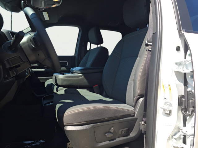 Used 2026 RAM 2500 Big Horn AWD/4WD image 9