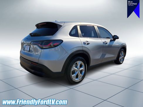 Used 2023 Honda HR-V LX image 5