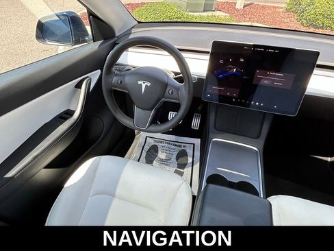 Used 2021 Tesla Model Y Performance AWD/4WD image 9