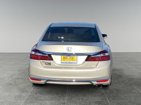Used 2016 Honda Accord LX image 4