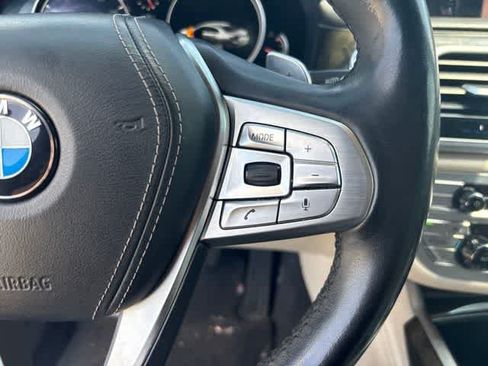 Used 2017 BMW 740i RWD image 13