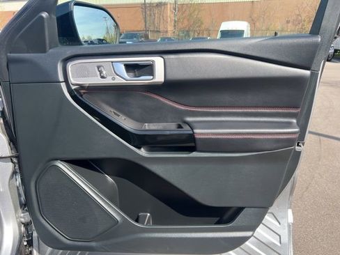 Certified 2024 Ford Explorer ST-Line w/ Class IV Trailer Tow Package AWD/4WD image 10