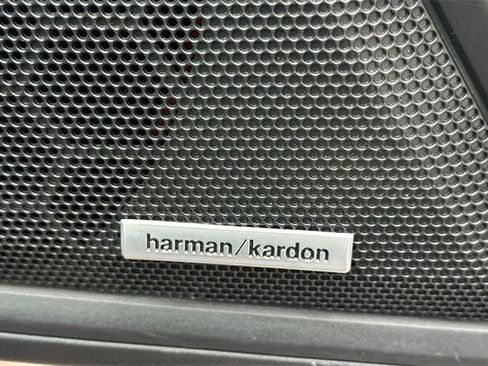 Used 2025 Subaru Outback Touring XT w/ Popular Package #2 image 21