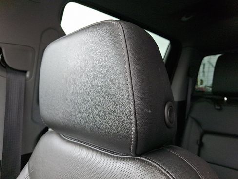 Used 2021 Chevrolet Silverado 1500 LTZ w/ Technology Package image 17