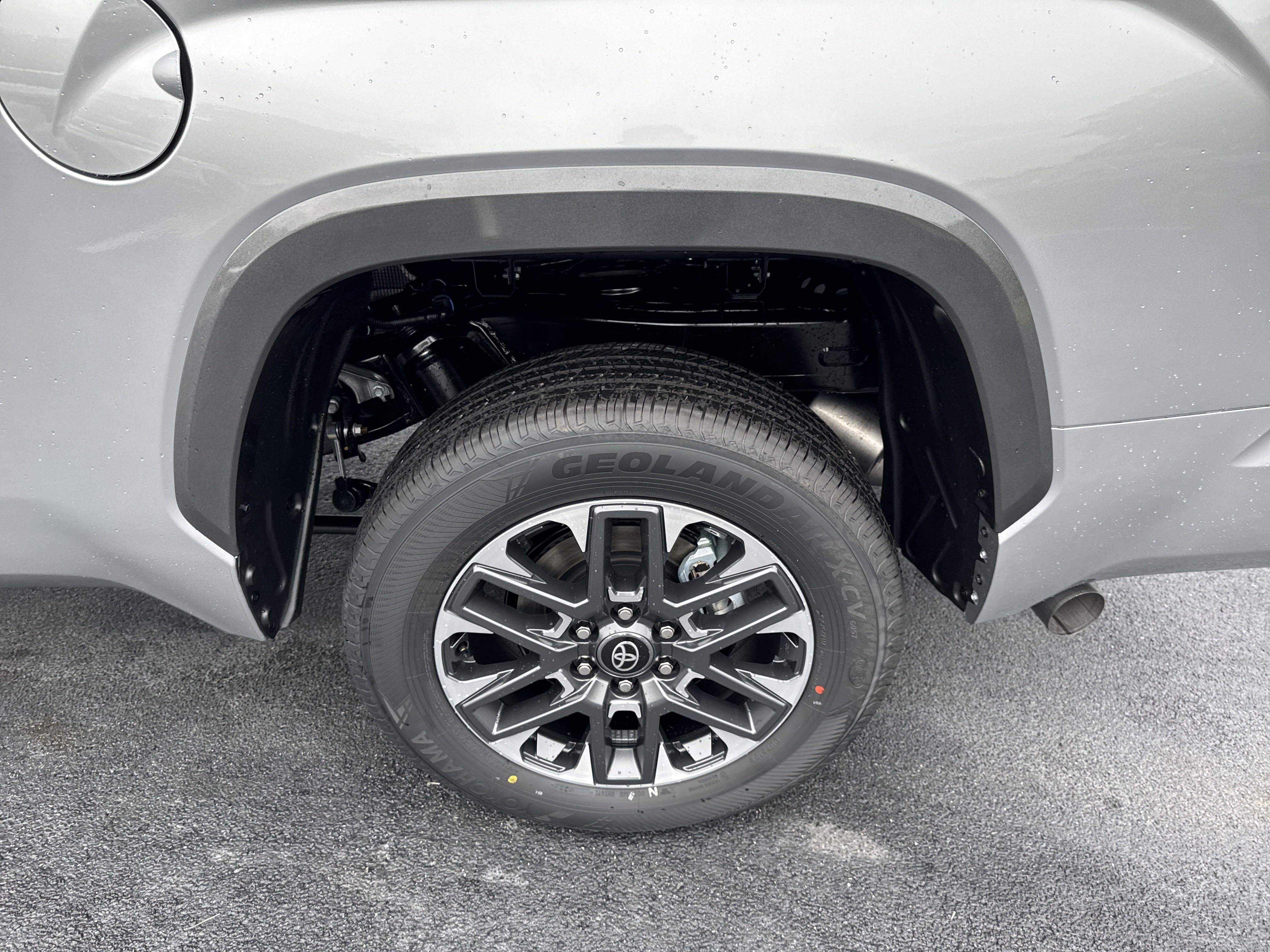 New 2025 Toyota Tundra Limited w/ Power Package AWD/4WD image 12
