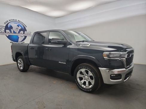 New 2025 RAM 1500 Big Horn AWD/4WD image 11