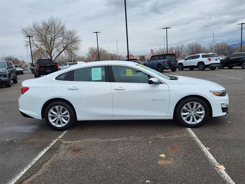 Certified 2025 Chevrolet Malibu LT image 2