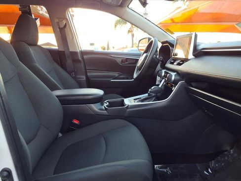 Certified 2025 Toyota RAV4 LE image 22