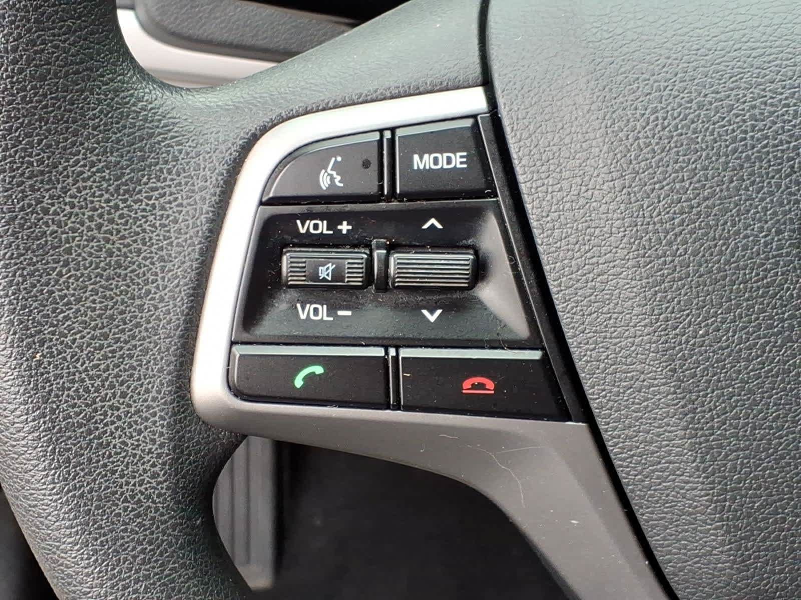 Used 2017 Hyundai Elantra SE FWD image 18