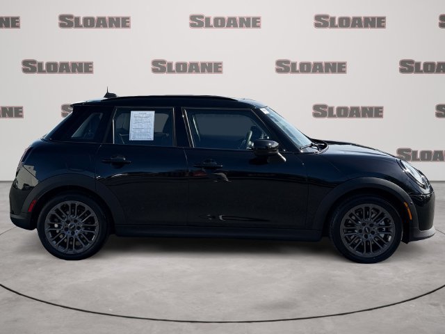 Used 2026 MINI Cooper 4-Door Hardtop FWD image 6