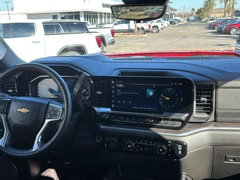 Certified 2024 Chevrolet Silverado 2500 LTZ w/ LTZ Convenience Package image 22