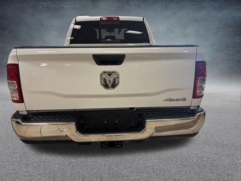 Used 2024 RAM 2500 Tradesman w/ Chrome Appearance Group AWD/4WD image 5