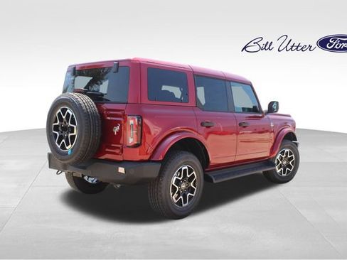 New 2026 Ford Bronco Outer Banks AWD/4WD image 3
