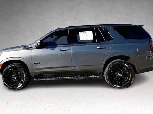 Used 2023 Chevrolet Tahoe Z71 w/ Luxury Package image 3
