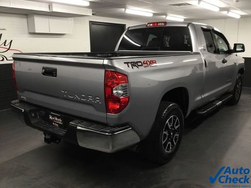 Used 2017 Toyota Tundra SR5 image 11
