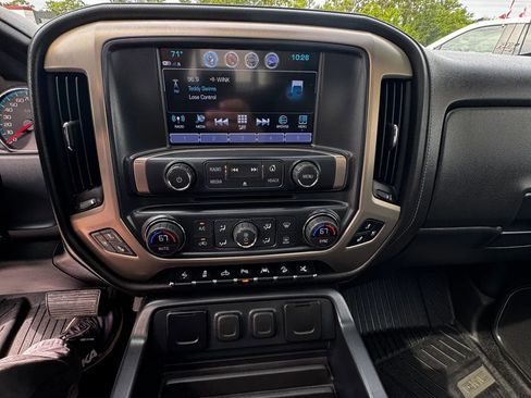 Used 2017 GMC Sierra 1500 Denali w/ Denali Ultimate Package AWD/4WD image 37