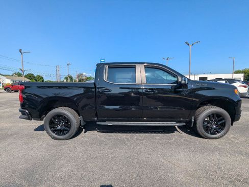 Used 2023 Chevrolet Silverado 1500 RST AWD/4WD image 8