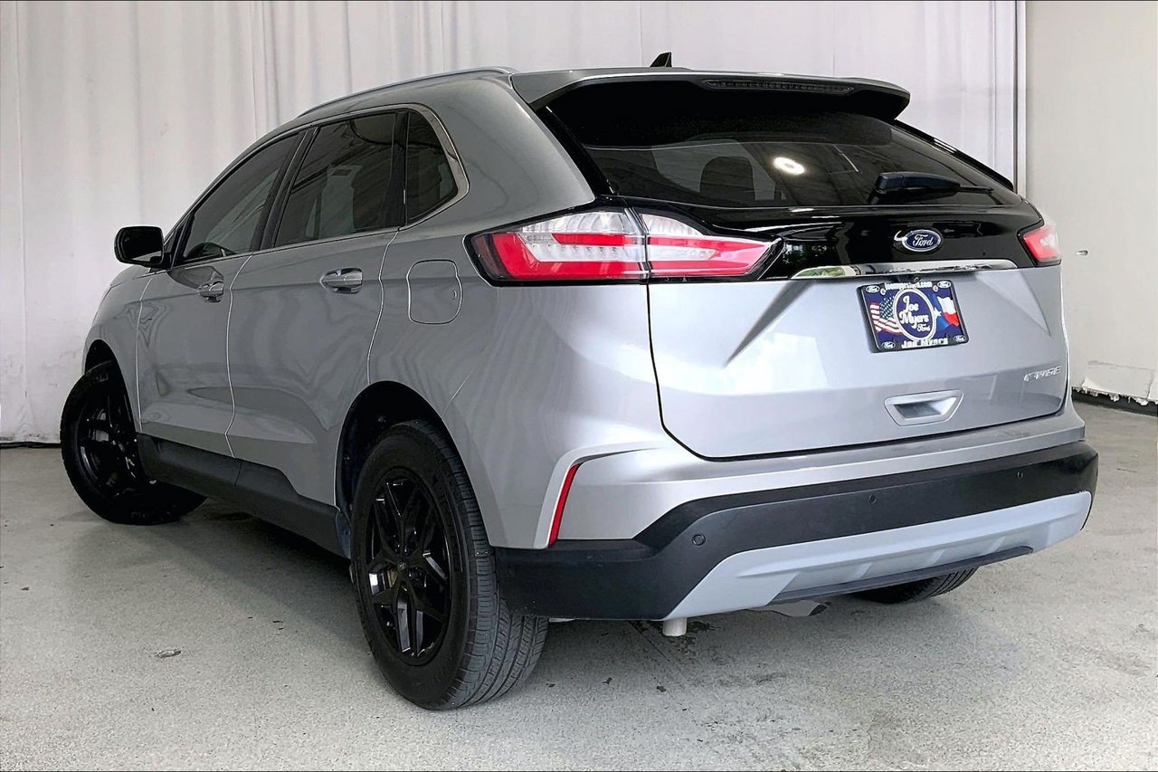 Used 2023 Ford Edge SEL w/ Convenience Package AWD/4WD image 5