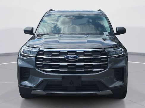 Used 2025 Ford Explorer Active image 8