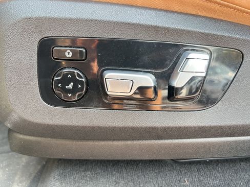 Used 2021 BMW X5 sDrive40i w/ Premium Package RWD image 37