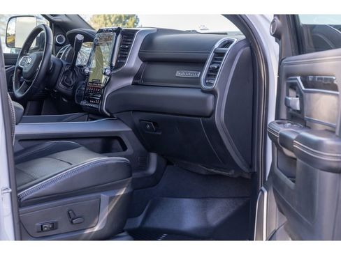 Used 2021 RAM 2500 Laramie image 10