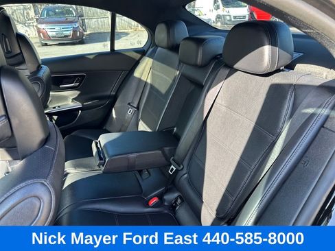 Used 2025 Mercedes-Benz C 300 4MATIC Sedan image 17