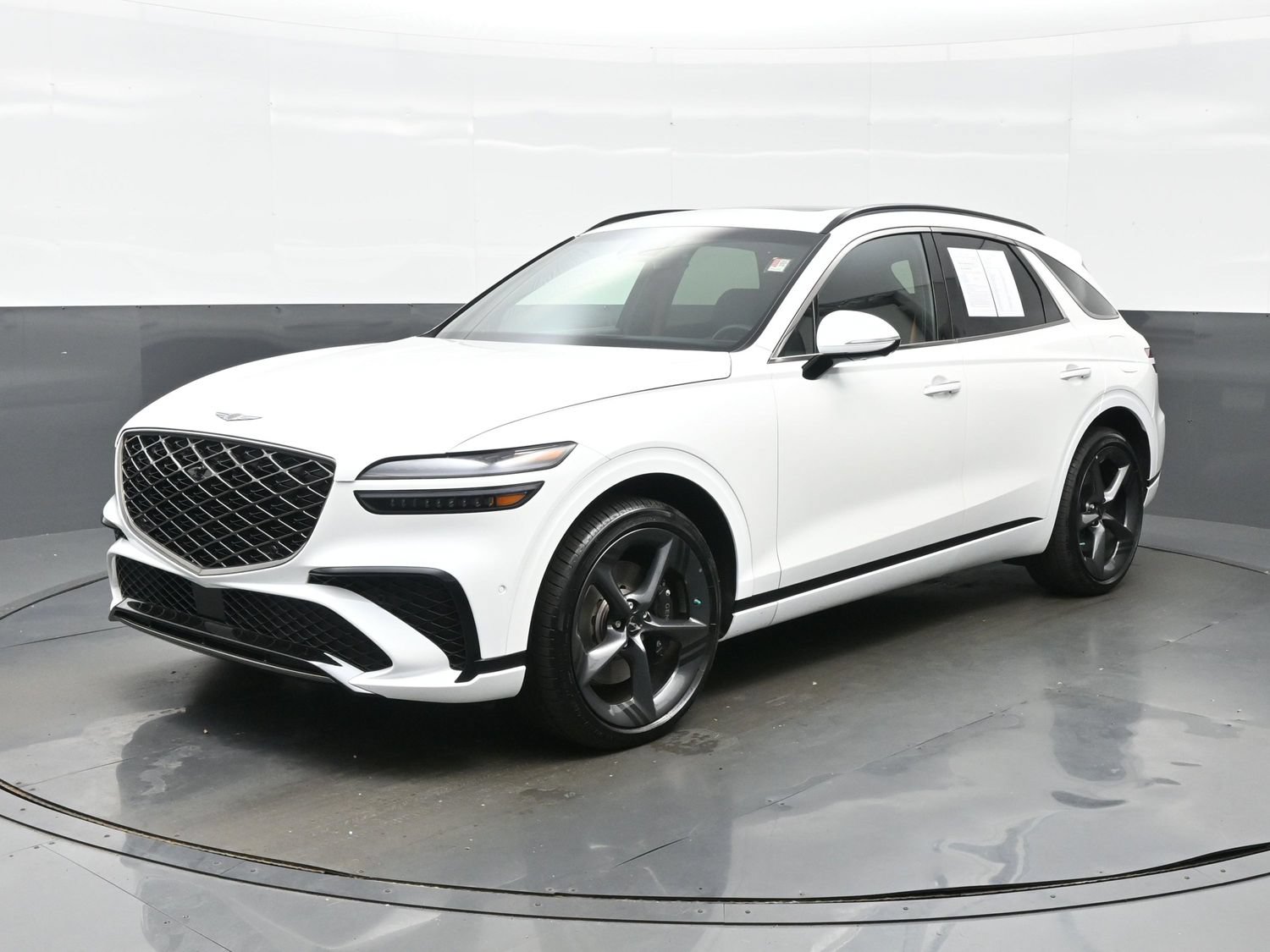 Used 2026 Genesis GV70 2.5T Sport Prestige AWD/4WD image 2