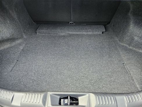 Used 2025 Ford Mustang Premium image 7