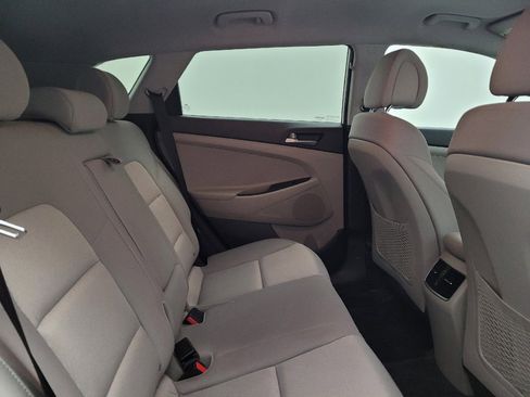 Used 2018 Hyundai Tucson Sport image 19