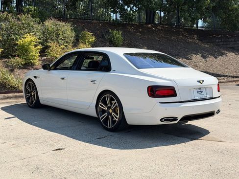 Used 2018 Bentley Flying Spur S V8 image 9