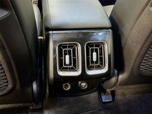 Used 2022 Kia Sorento SX Prestige image 27