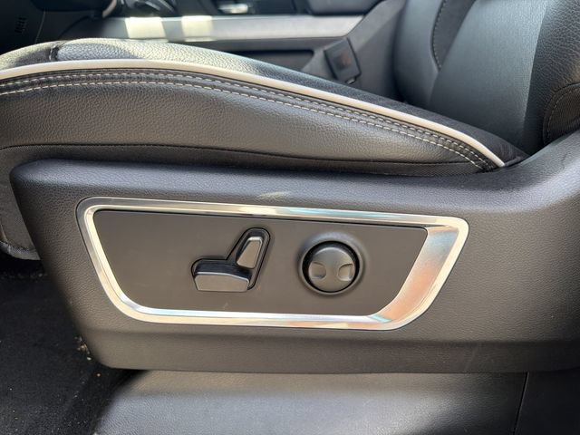 Used 2026 RAM 1500 Laramie AWD/4WD image 10