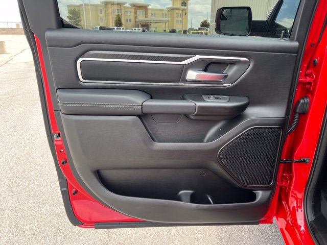 Used 2025 RAM 1500 Big Horn AWD/4WD image 13