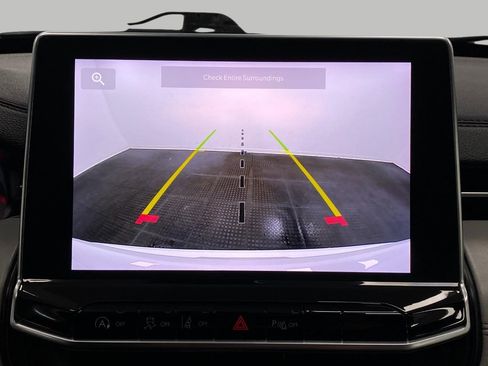 Used 2025 Jeep Compass Limited image 22