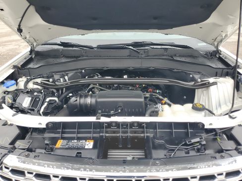 Used 2023 Ford Explorer Limited w/ Equipment Group 301A AWD/4WD image 8