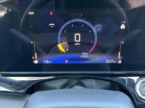 Certified 2026 Chevrolet Trax RS w/ Sunroof Package image 38