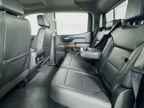 Used 2021 Chevrolet Silverado 1500 LT Trail Boss w/ Convenience Package II image 13