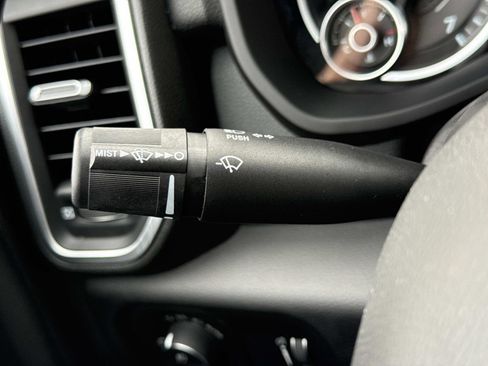 Used 2024 RAM 2500 Big Horn w/ Bed Utility Group image 9