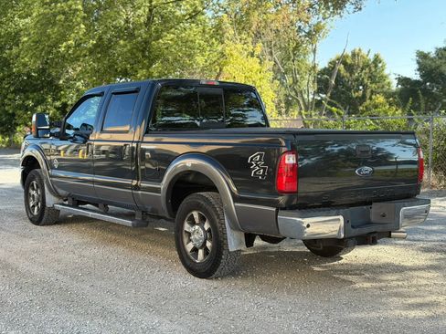 Used 2011 Ford F250 Lariat w/ Lariat Interior Pkg AWD/4WD image 7
