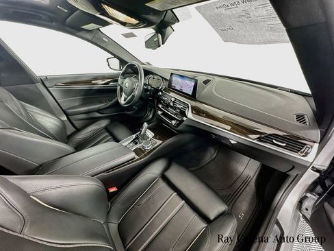 Used 2019 BMW 530i xDrive w/ Premium Package AWD/4WD image 30