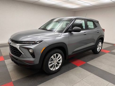 New 2026 Chevrolet TrailBlazer LS image 3