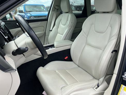Used 2021 Volvo XC60 T6 Inscription w/ Advanced Package image 13