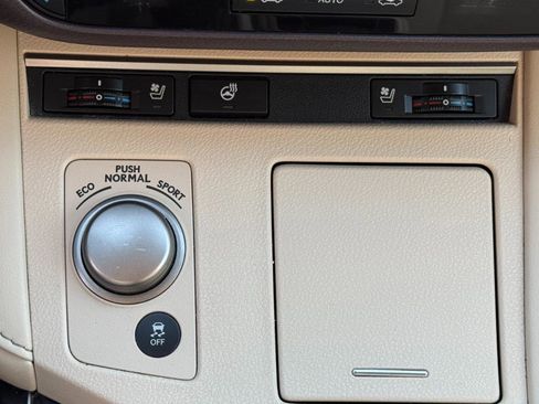 Used 2018 Lexus ES 350 w/ Navigation System Package image 14