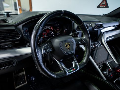 Used 2019 Lamborghini Urus image 40