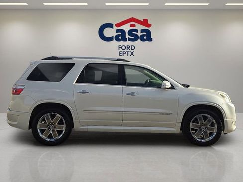 Used 2011 GMC Acadia Denali image 2