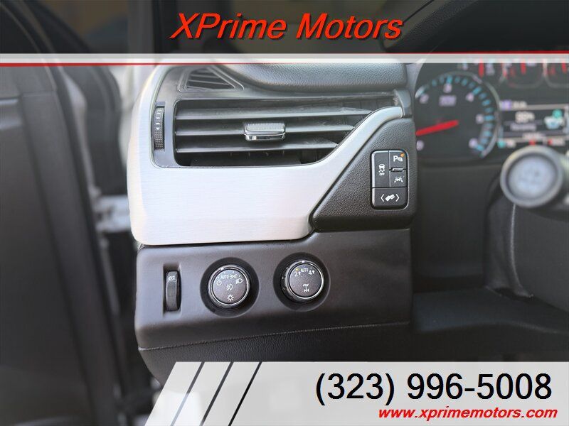 Used 2020 GMC Yukon XL SLT AWD/4WD image 18