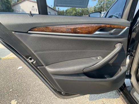 Used 2018 BMW 530i xDrive AWD/4WD image 14