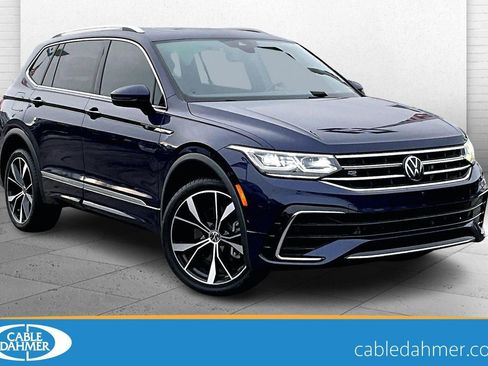 Used 2022 Volkswagen Tiguan SEL R-Line image 1