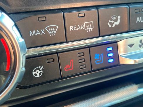 Used 2023 Ford F150 Lariat w/ Equipment Group 502A High AWD/4WD image 28