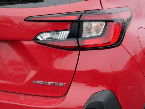 Used 2024 Subaru Crosstrek 2.0i Premium image 17